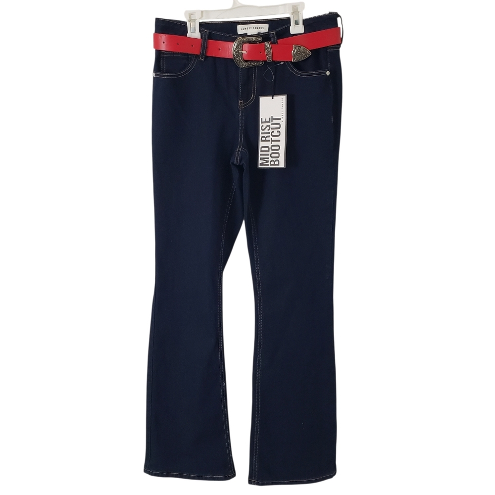 Almost Famous‎ Mid Rise Bootcut Stretch Jeans With Belt Women's Size 7/28